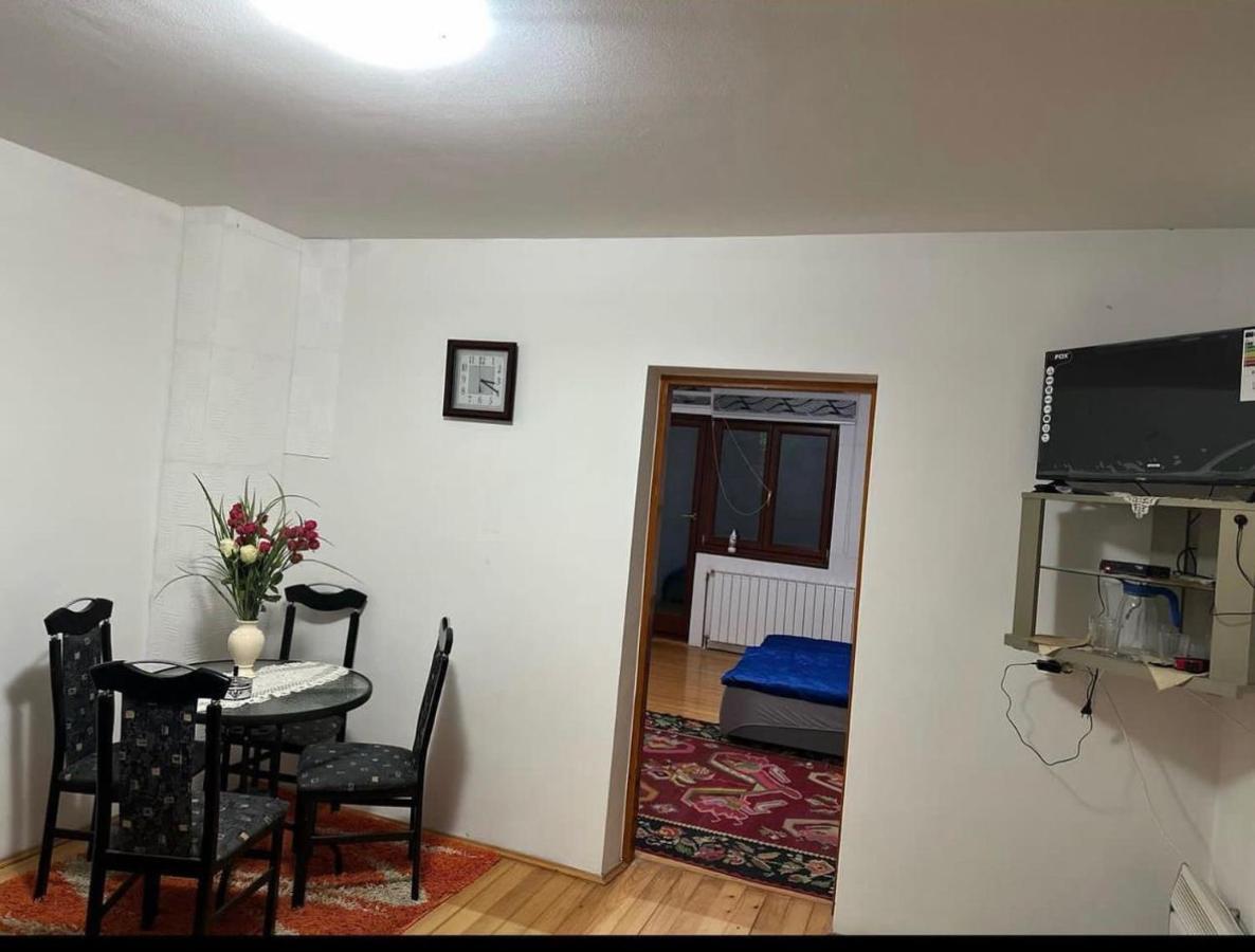 Almira Mujcic Apartment Sarajevo Ngoại thất bức ảnh